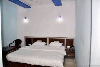 Test Hotel Crystal Court, Gadag 3